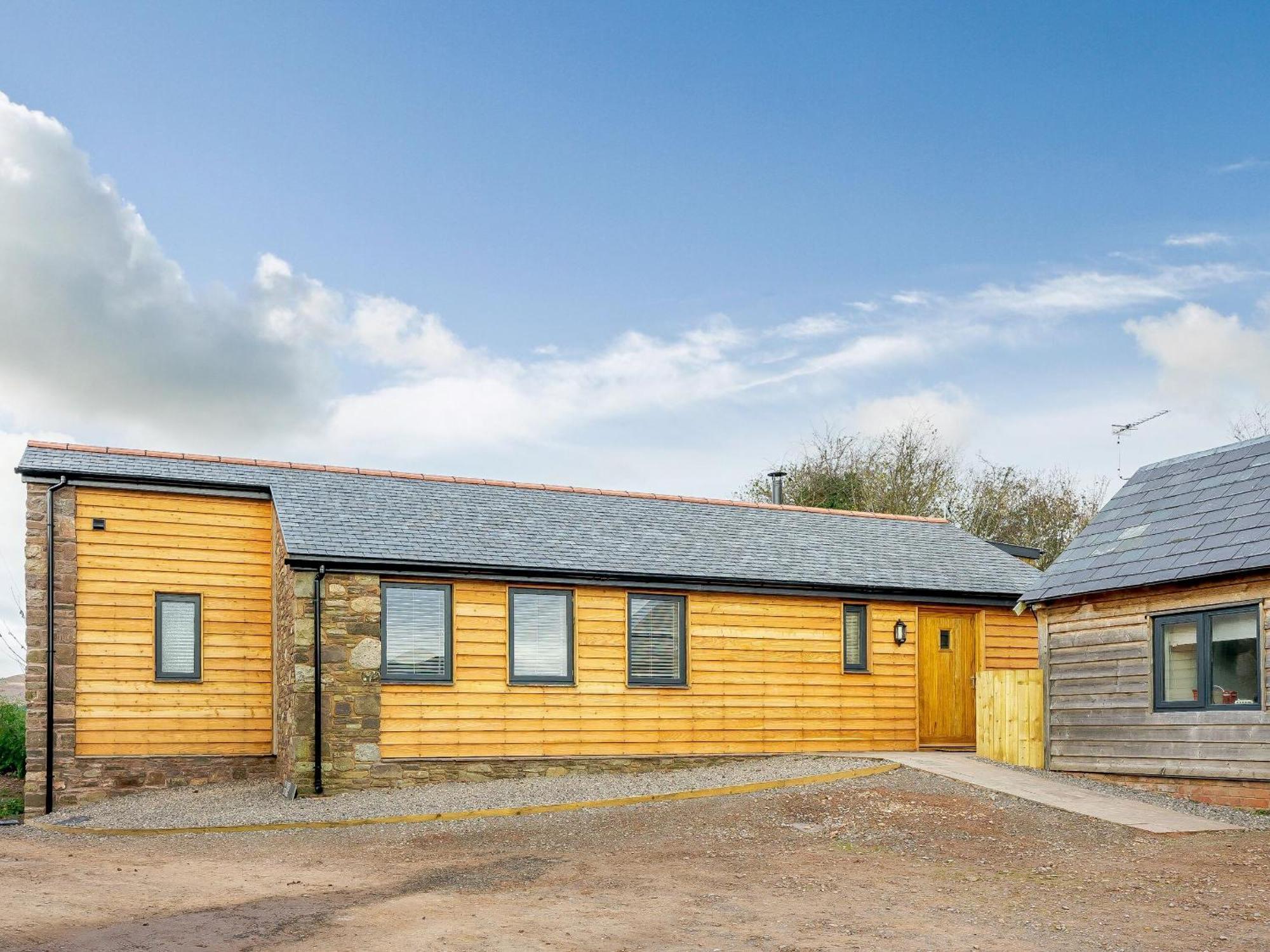 Tyr Ywen Cottage Abergavenny Exterior photo